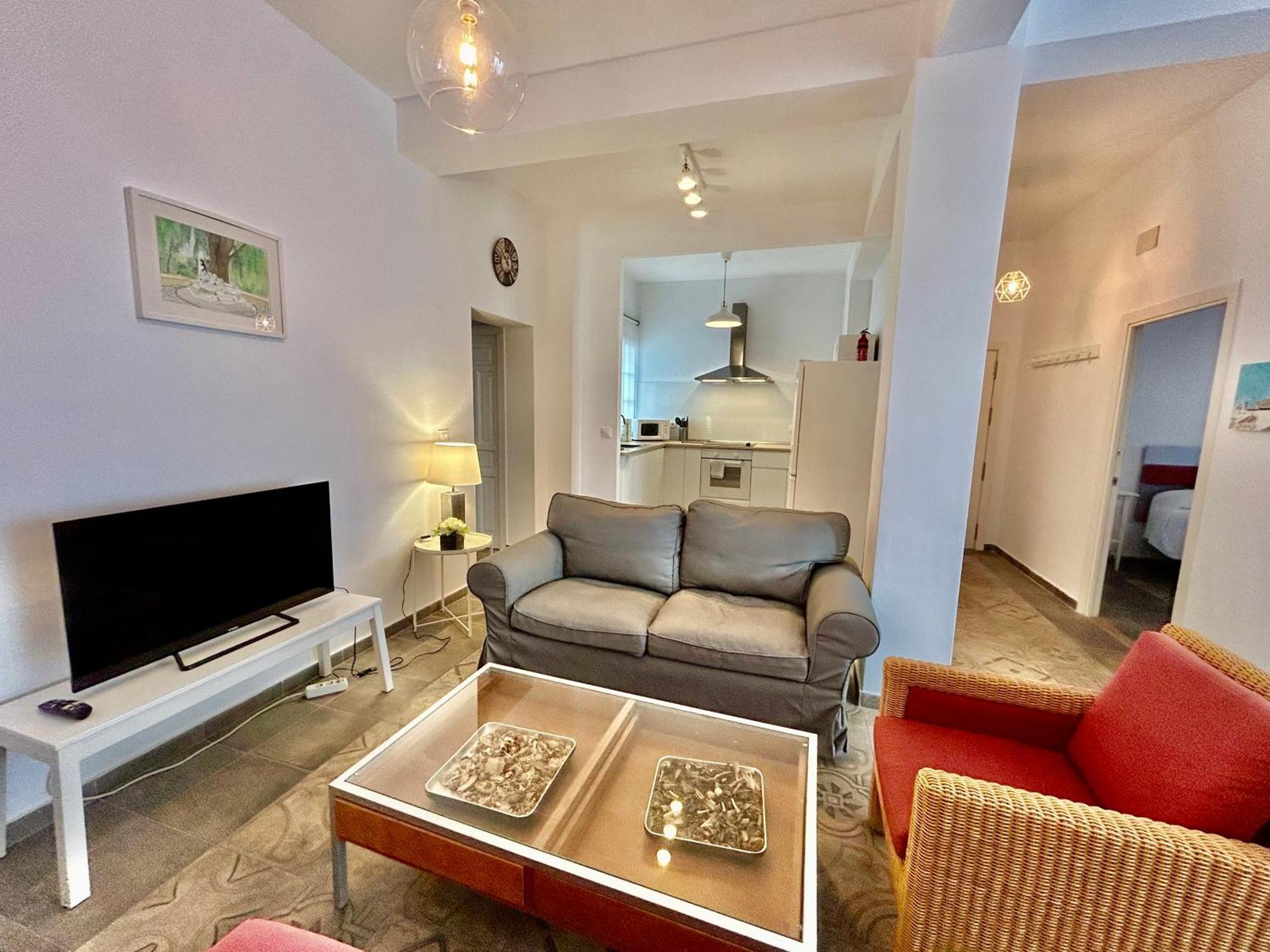 Acogedor Apt 8Pax 4Bdr 2Bth - Cozyhomesevilla1 Exterior photo
