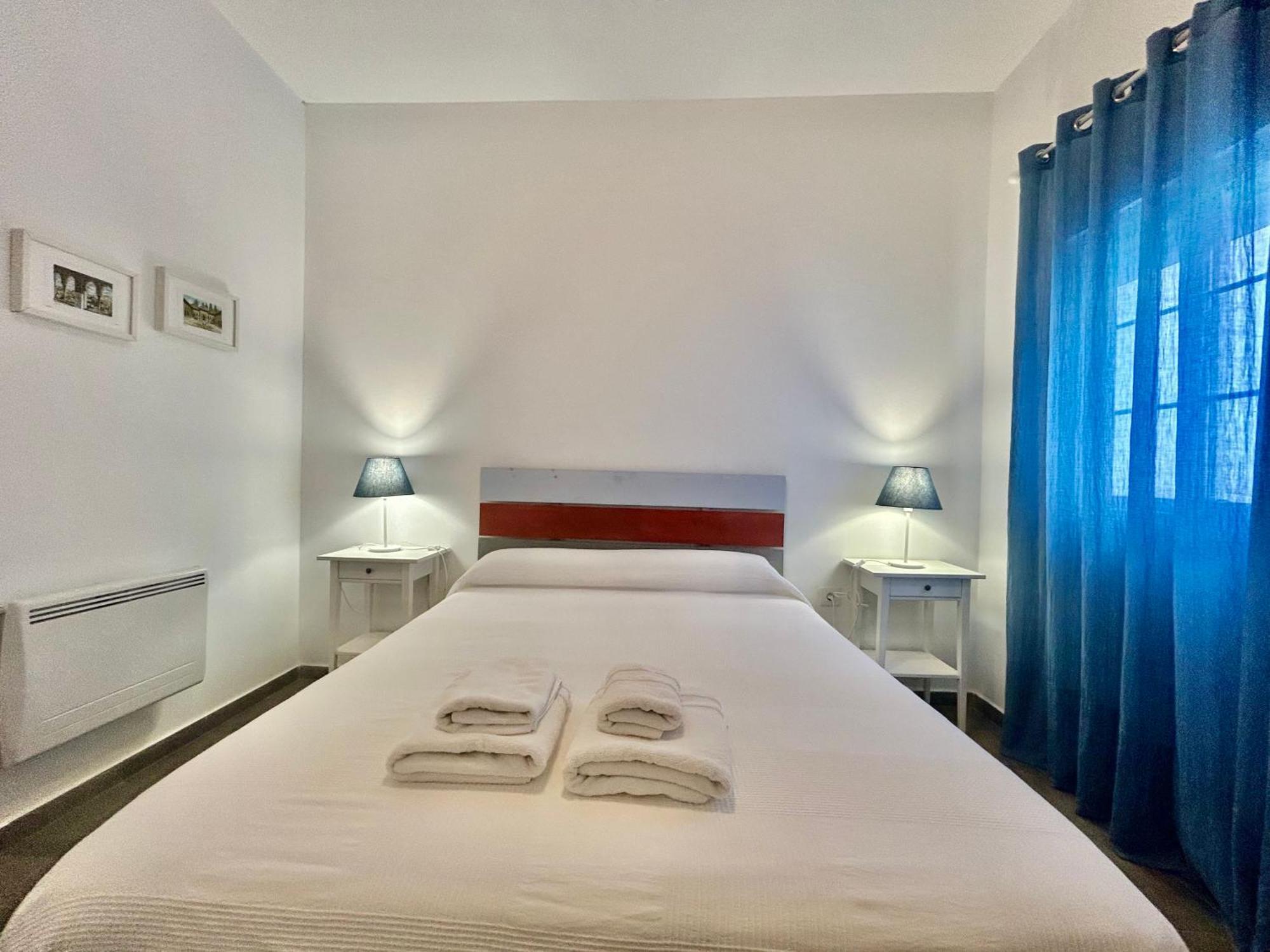 Acogedor Apt 8Pax 4Bdr 2Bth - Cozyhomesevilla1 Exterior photo