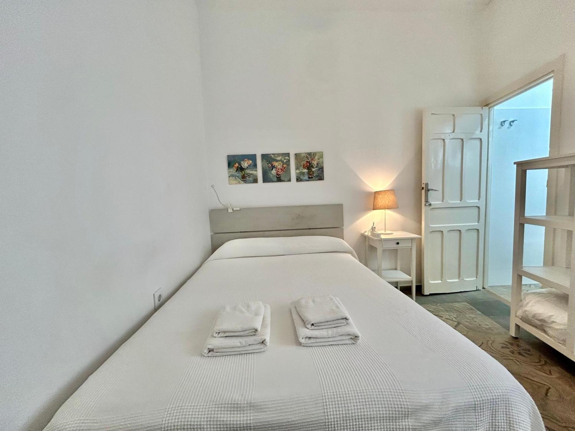 Acogedor Apt 8Pax 4Bdr 2Bth - Cozyhomesevilla1 Exterior photo